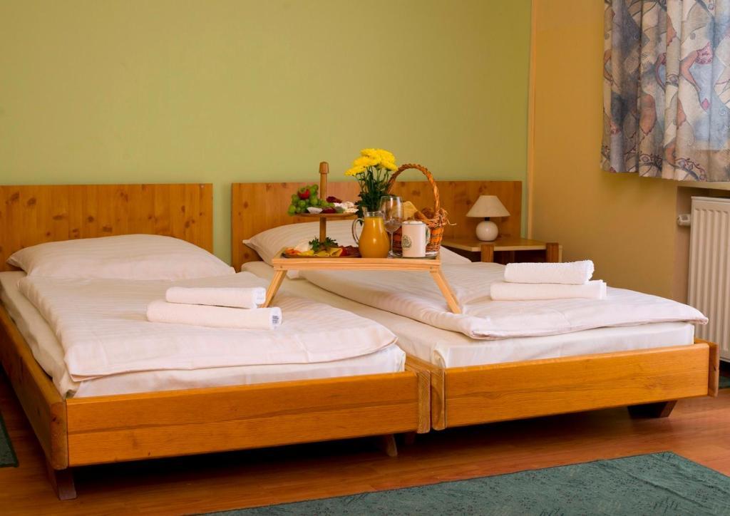 Motel Kod Bakija Karlovac Ruang foto