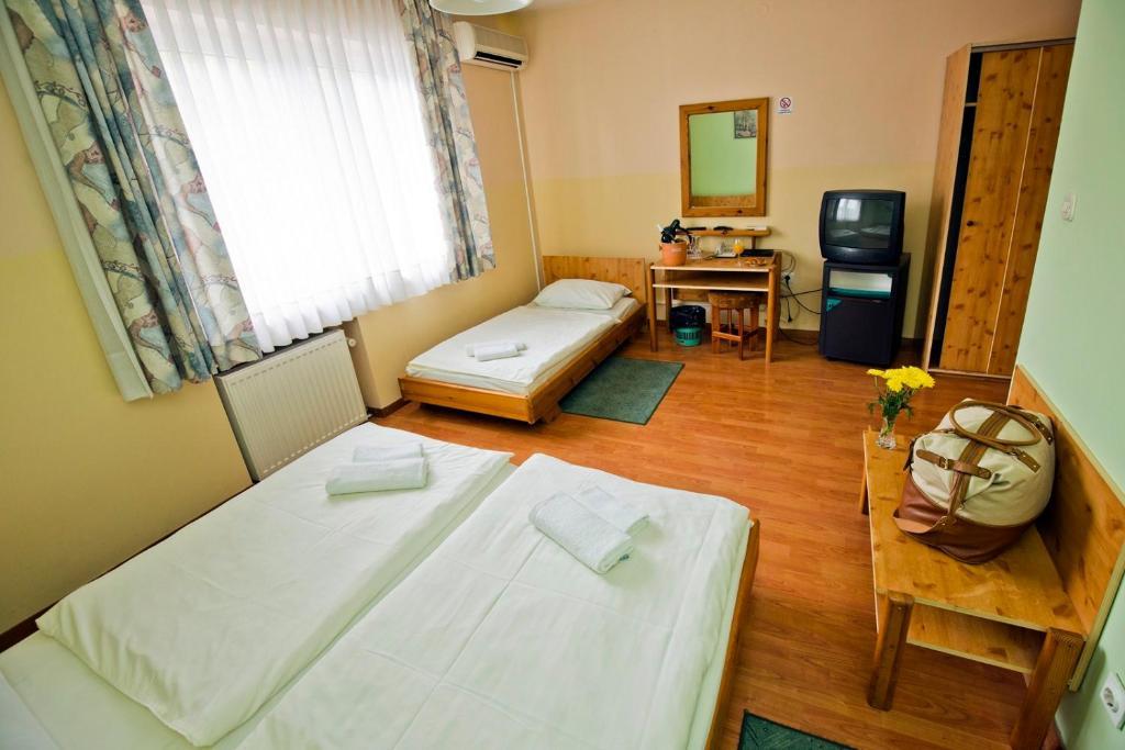 Motel Kod Bakija Karlovac Ruang foto