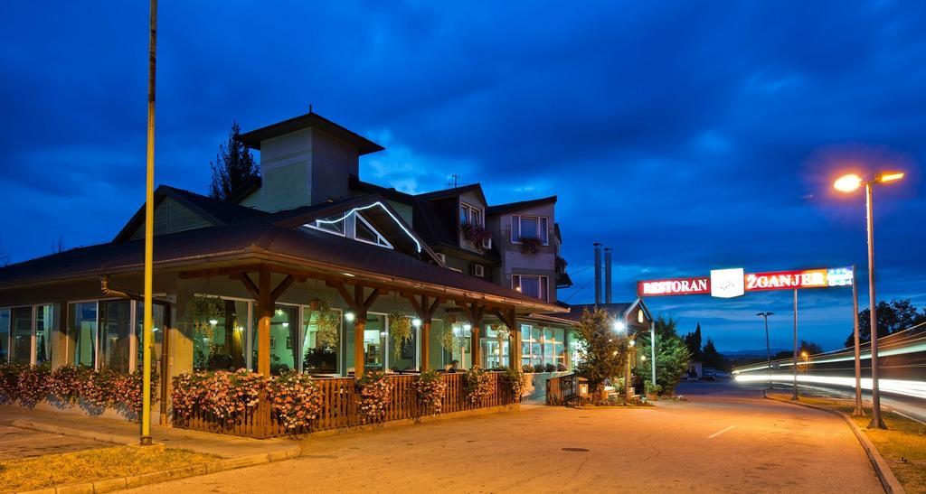 Motel Kod Bakija Karlovac Bagian luar foto